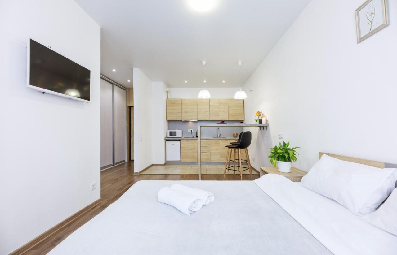 Nyvky Like Home - Studio - Apt 20 Київ Екстер'єр фото